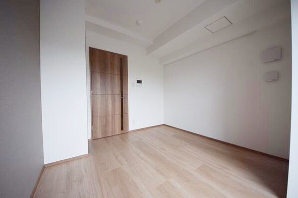 ライジングプレイス綾瀬二番館の物件内観写真